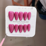 Cate Eye Nails
