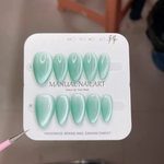 Cate Eye Nails
