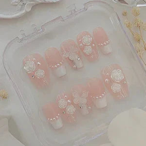 24 Pcs Hott Nails 💅