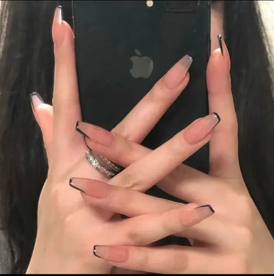 24 Pcs Hott Nails 💅